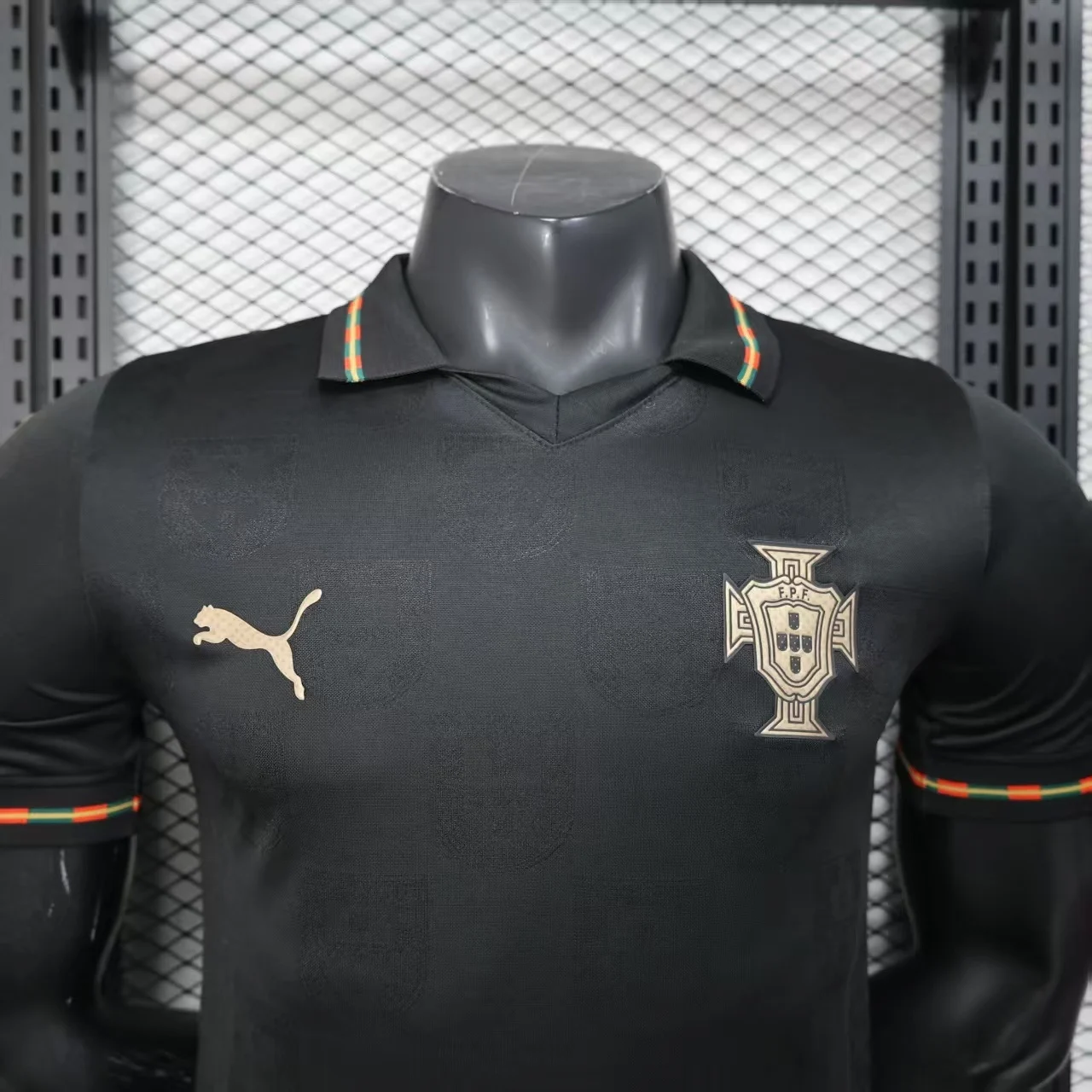 2026 Player Version Portugal Black Panther Football Shirt - 图片 3