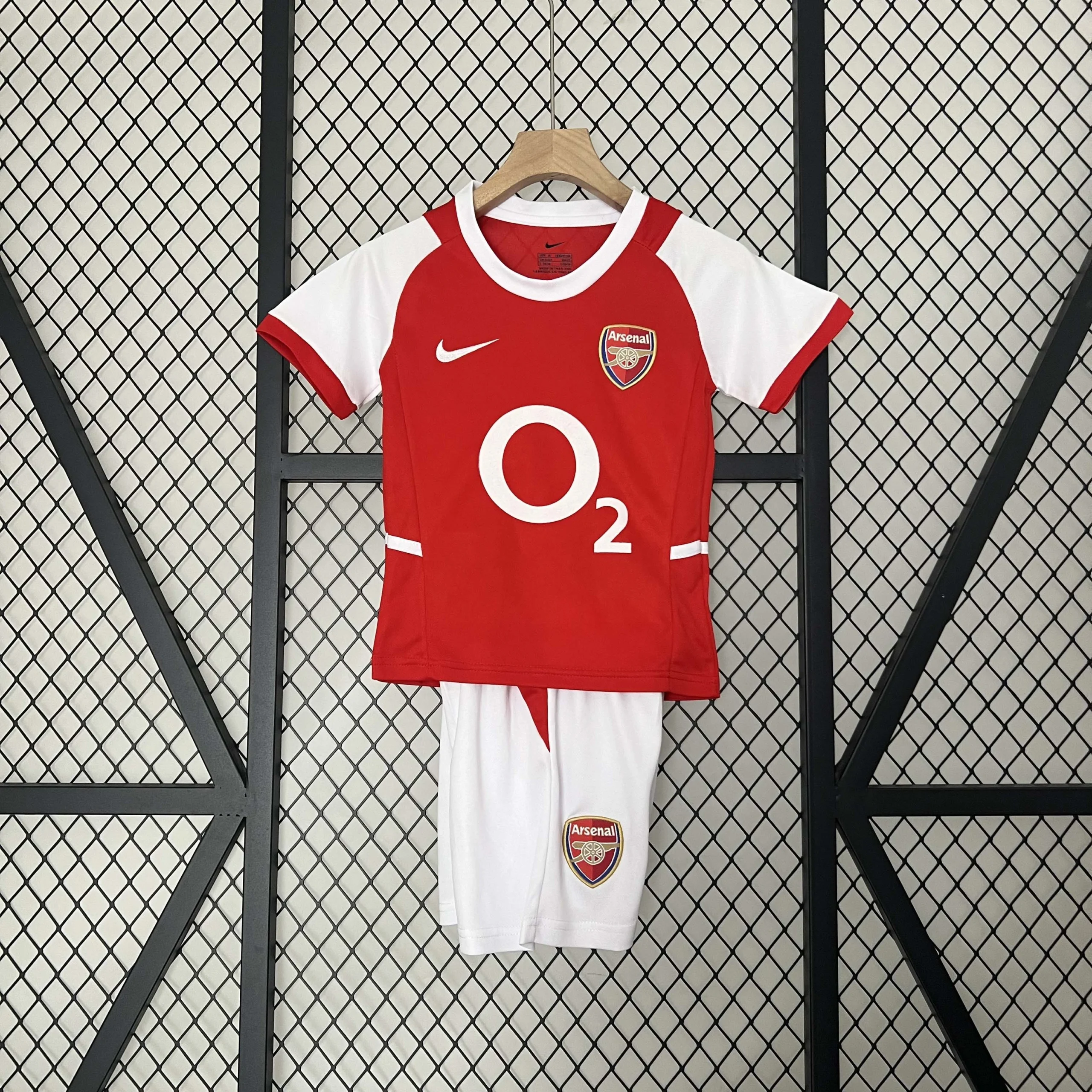 2002/2004 Retro Arsenal Home Football Shirt  Kids Size