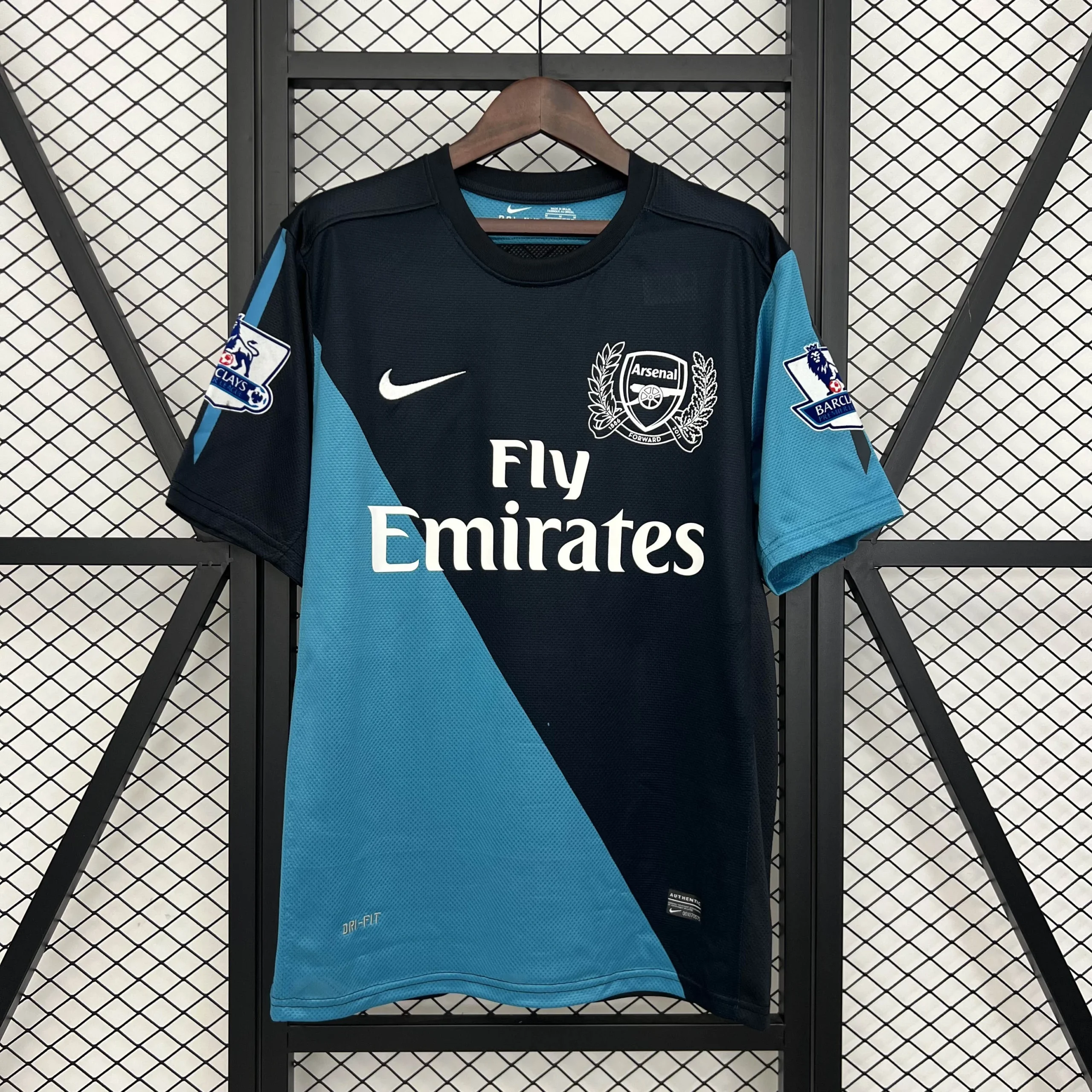 2011/2012 Retro Arsenal Away Football Shirt