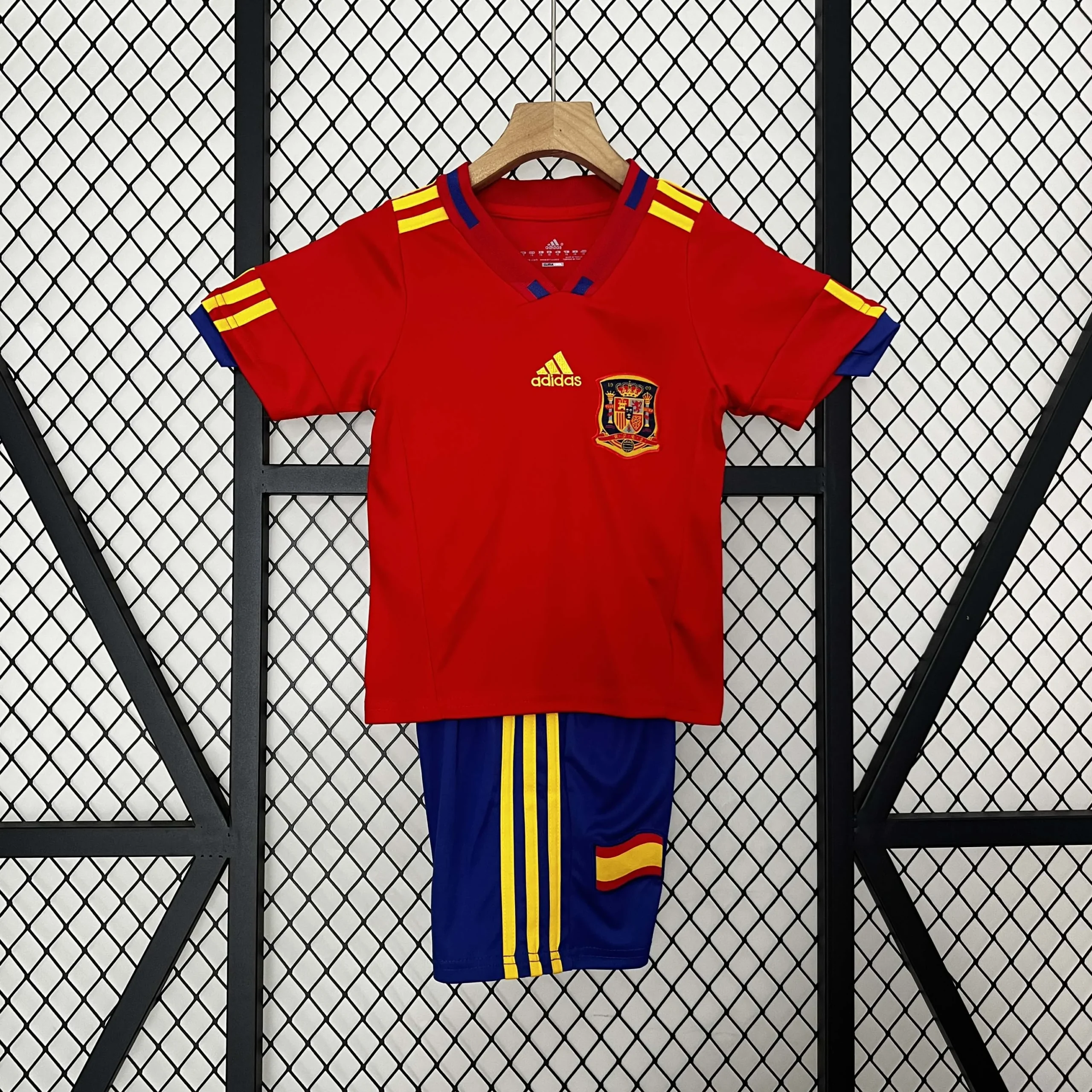 2010 Retro Spain Home Football Shirt Kids Size