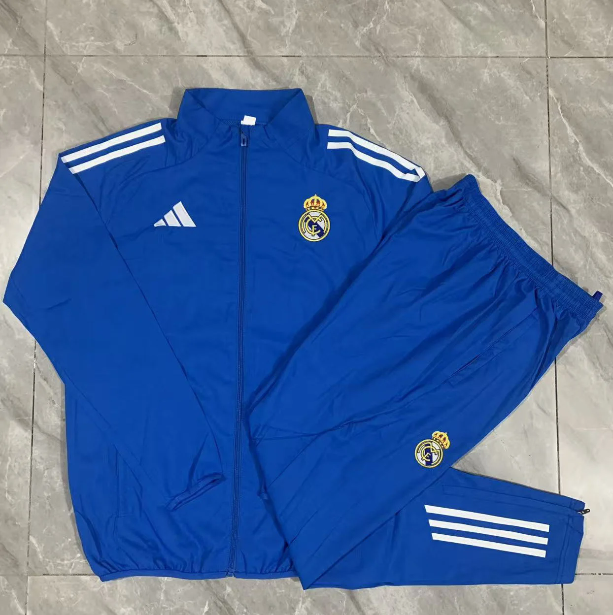 2026-2027 Real Madrid Windbreaker Training Suit Football Shirt Kids Set
