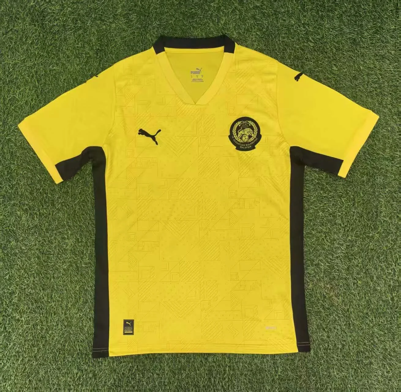 2025 Malaysia Home Football Shirt