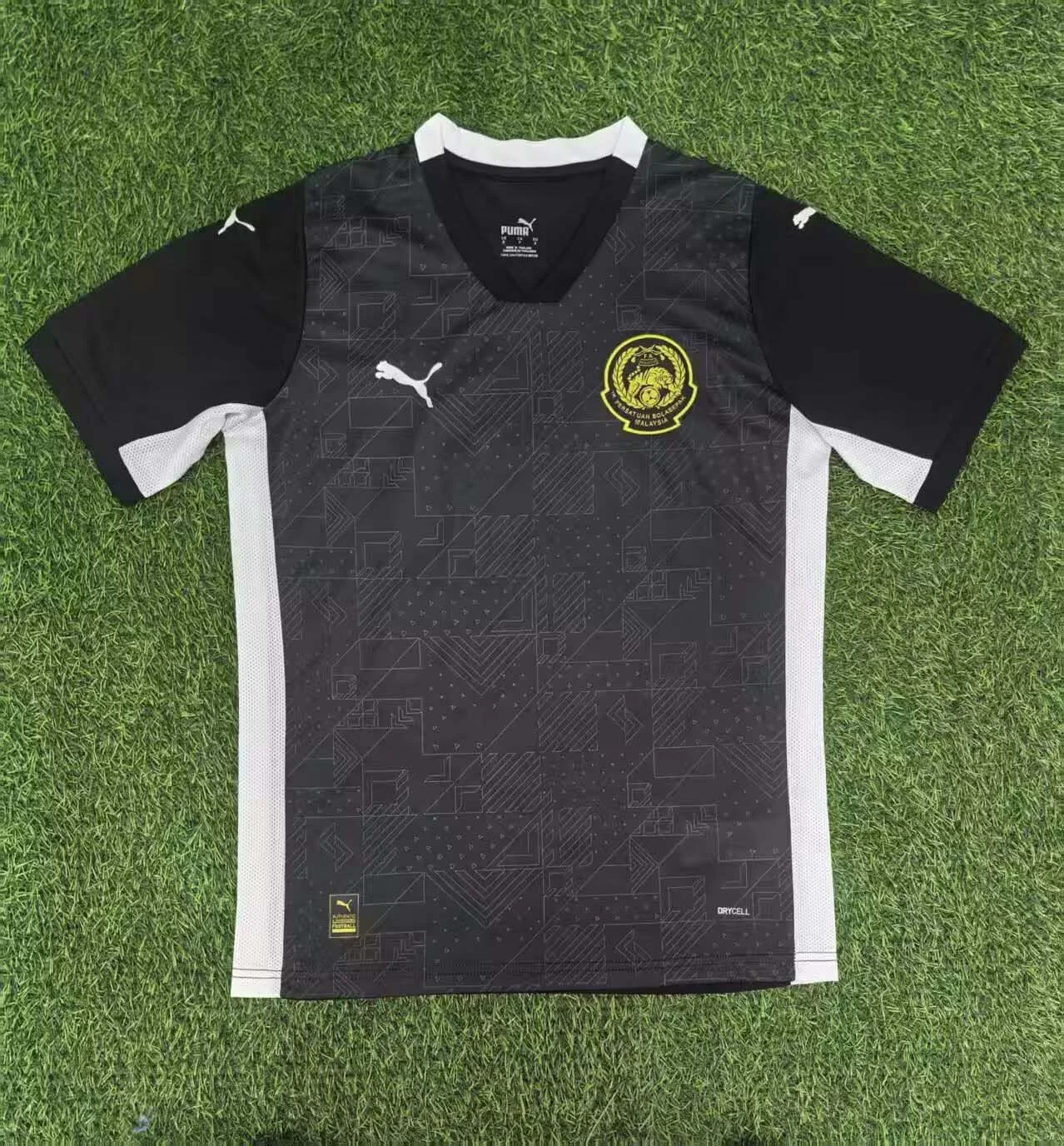 2025 Malaysia Away Football Shirt