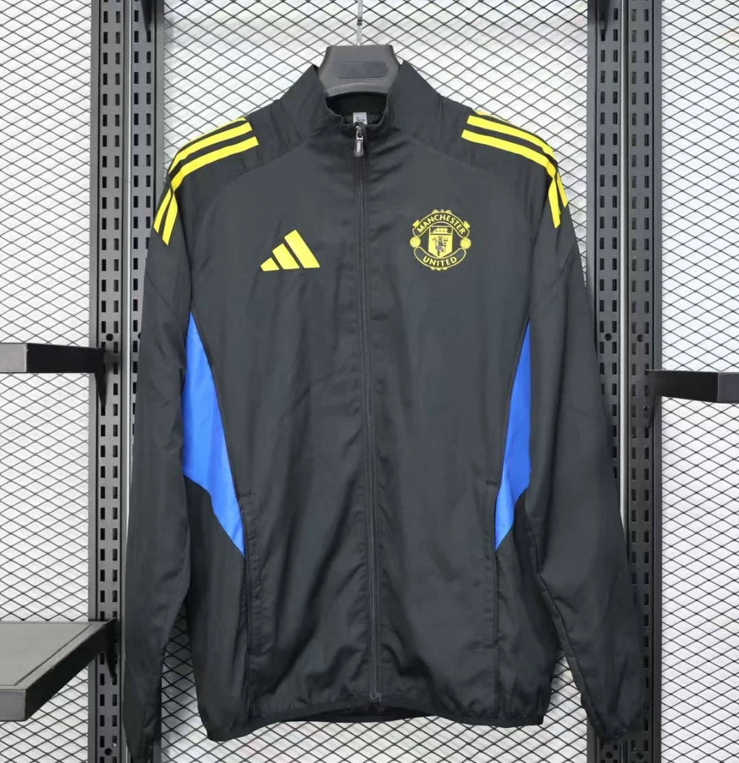 2025/2026 Manchester United Jacket Windbreaker
