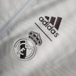 2023/2024 Real Madrid Reversible Windbreaker White - Image 15
