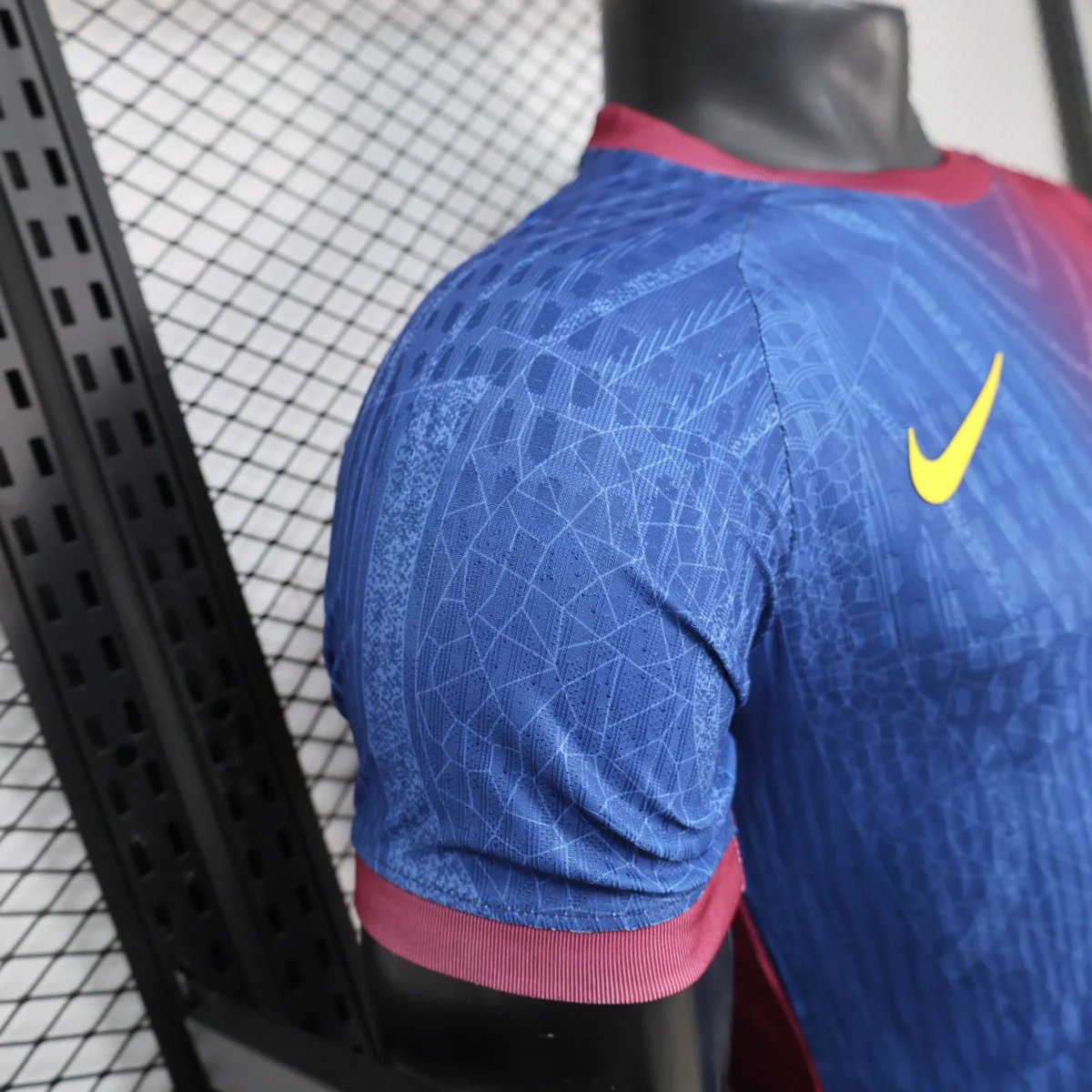 2026/2027 Player Version Barcelona Special Edition Football Shirt - Image 6