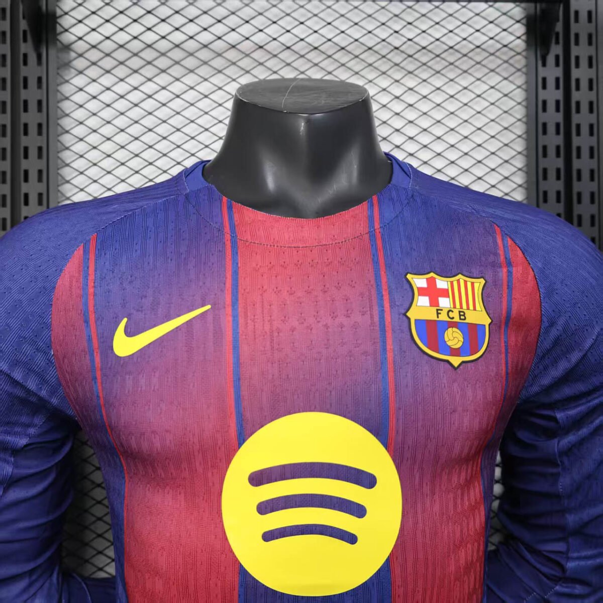 2025/2026 Player Version Long Sleeve Barcelona Home Football Shirt - Image 3