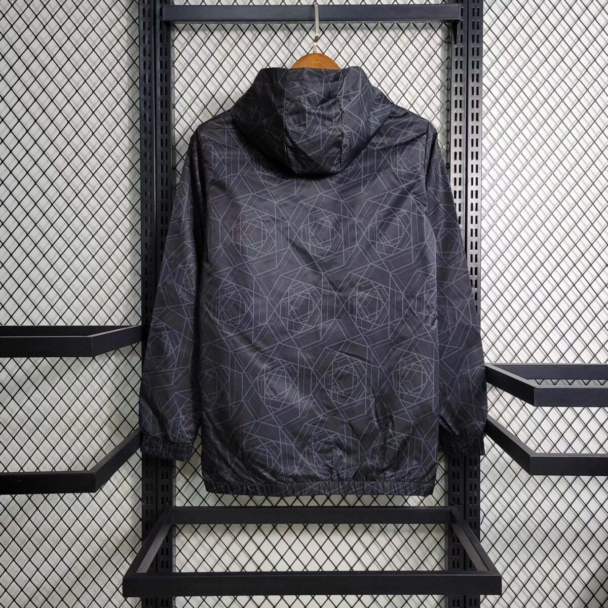 2023/2024 Manchester United Windbreaker black - Image 2