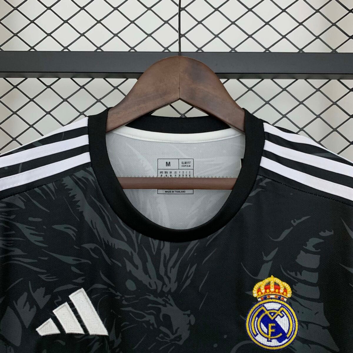 2025/2026 Real Madrid Special Edition Purple Football Shirt - Image 3