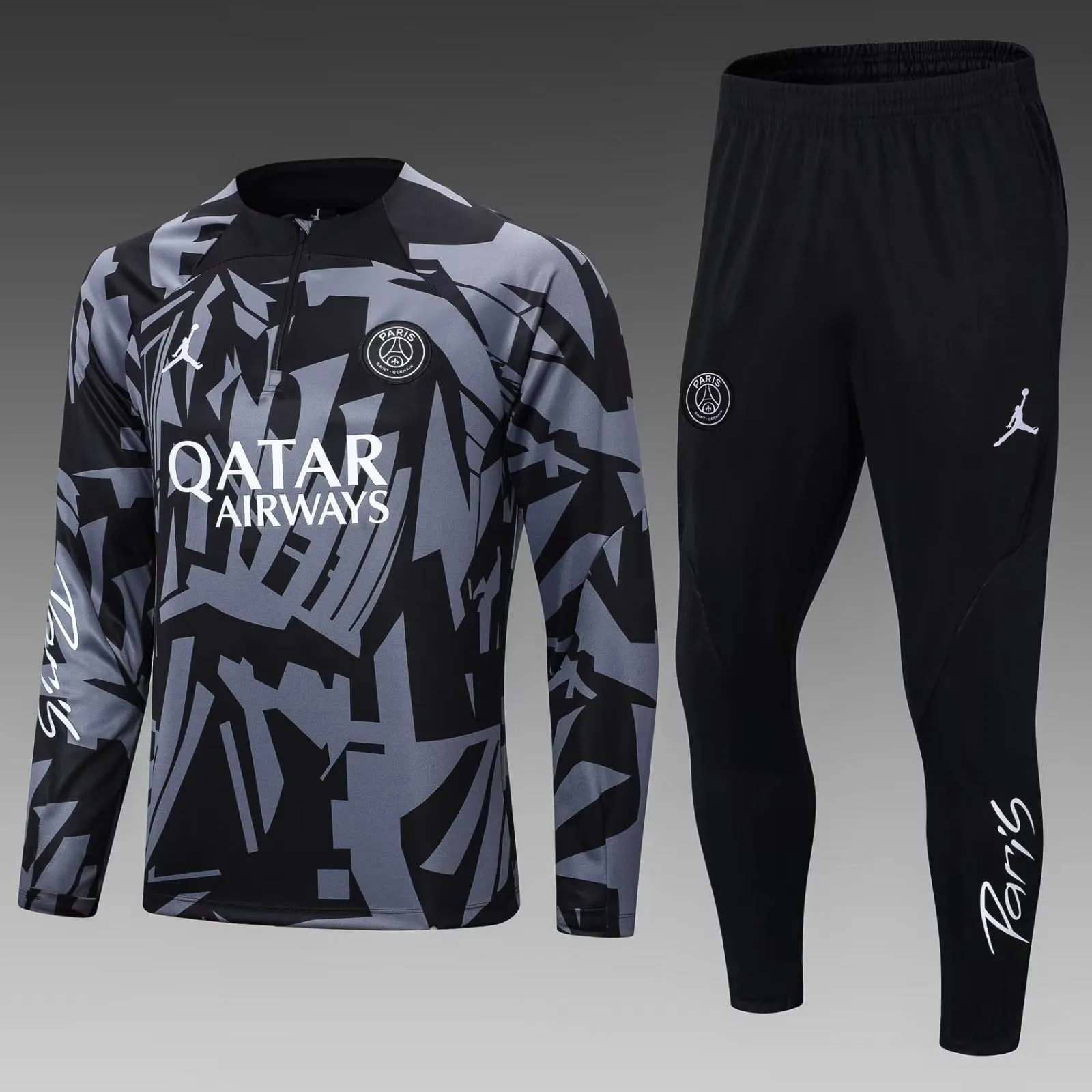 2019093bd871003d19ee25a7f9fa96b8.webp 2022/2023 Psg Paris Saint-Germain Half-Pull Training Suit Black Gray Camouflage Set - Image 1