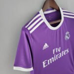 2016/2017 Retro Real Madrid Away Football Shirt - Image 7