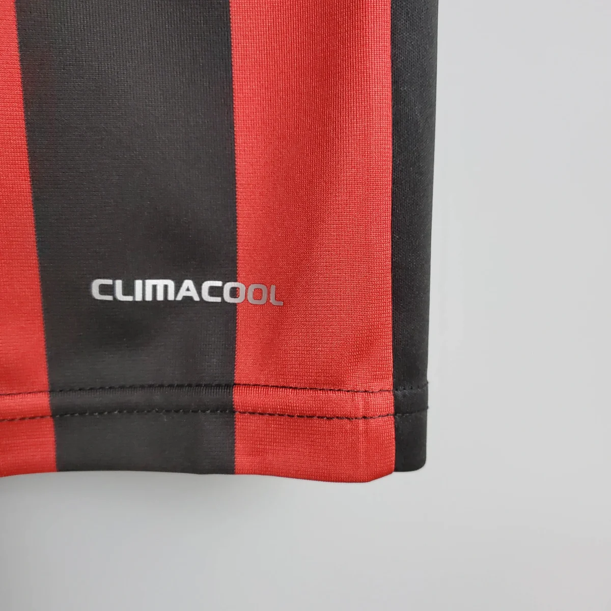 2009/2010 Retro AC Milan Home Football Shirt - Image 11
