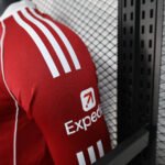 2025/2026 Player Version Long Sleeve Liverpool Home Football Shirt - Image 8