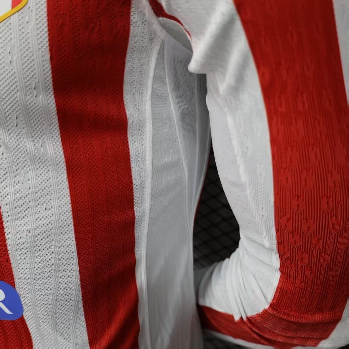2025/2026 Player Version Long Sleeve Atletico Madrid Home Football Shirt - Image 6