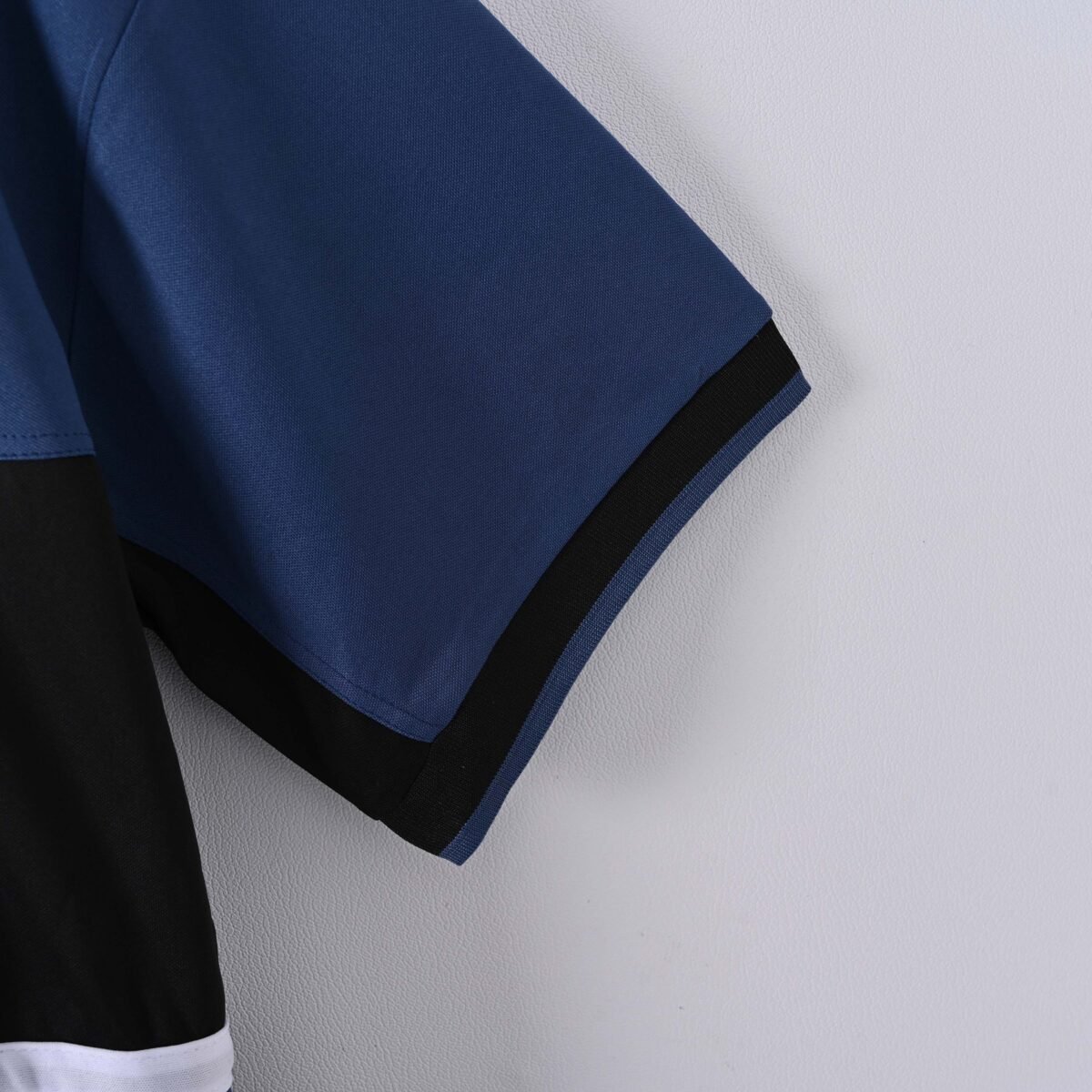 1998/1999 Retro Internazionale Milan Away Football Jersey - Image 9