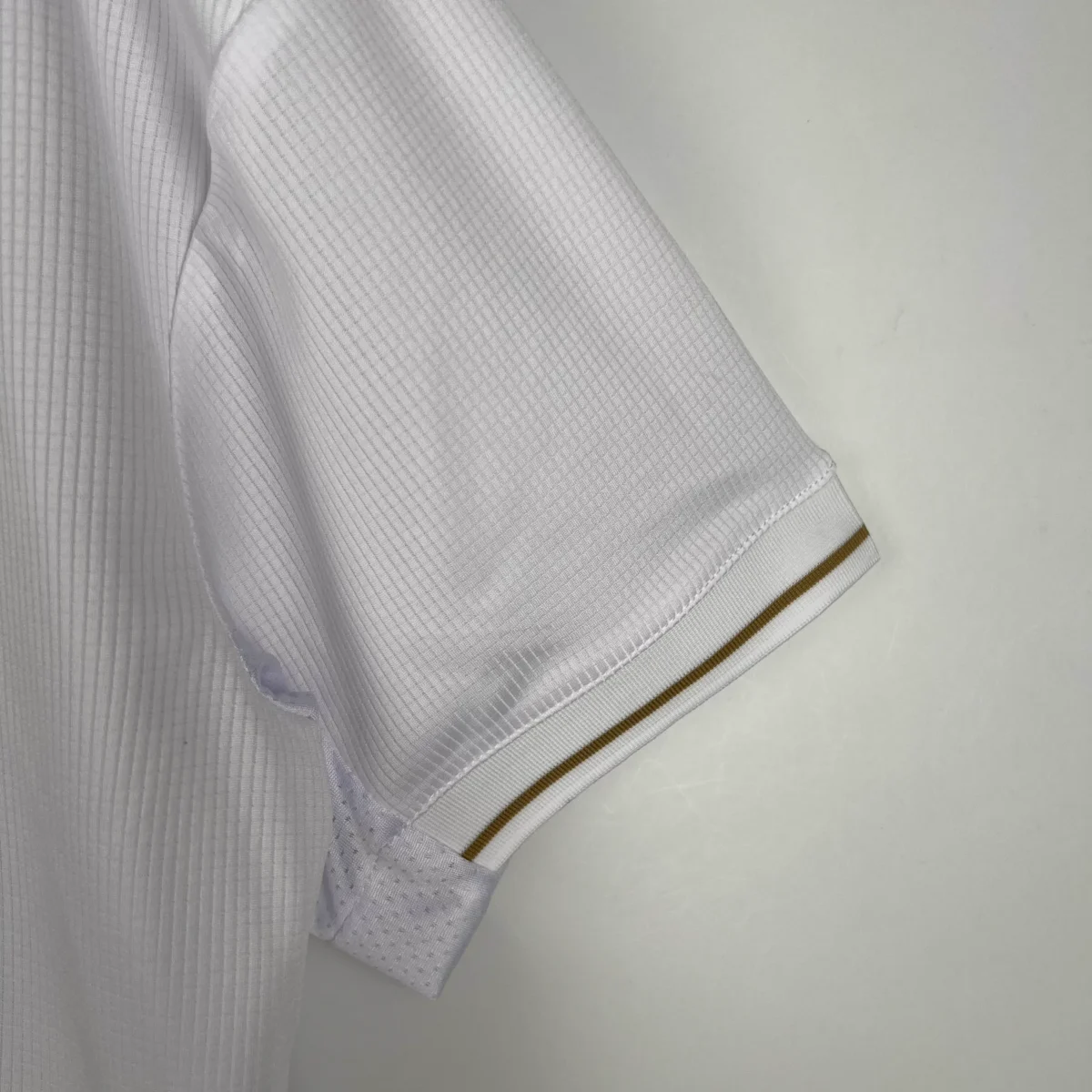 2019/2020 Retro Real Madrid Home Football Shirt - Image 5