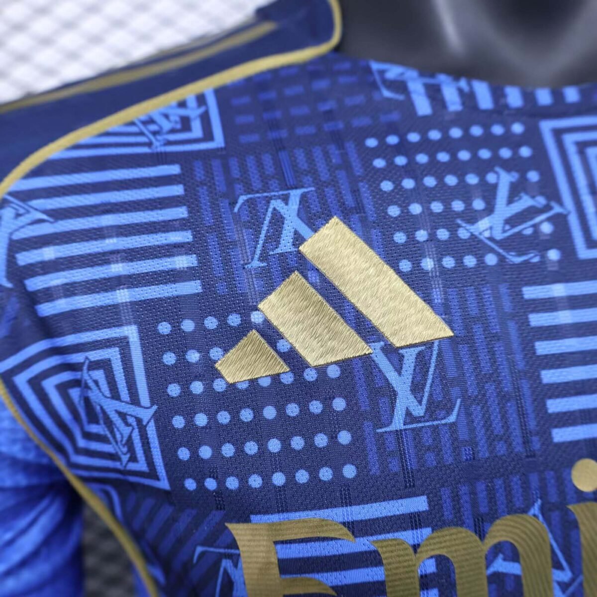 2025/2026 Player Version Real Madrid Special Edition Dark blue Football Shirt - Image 4