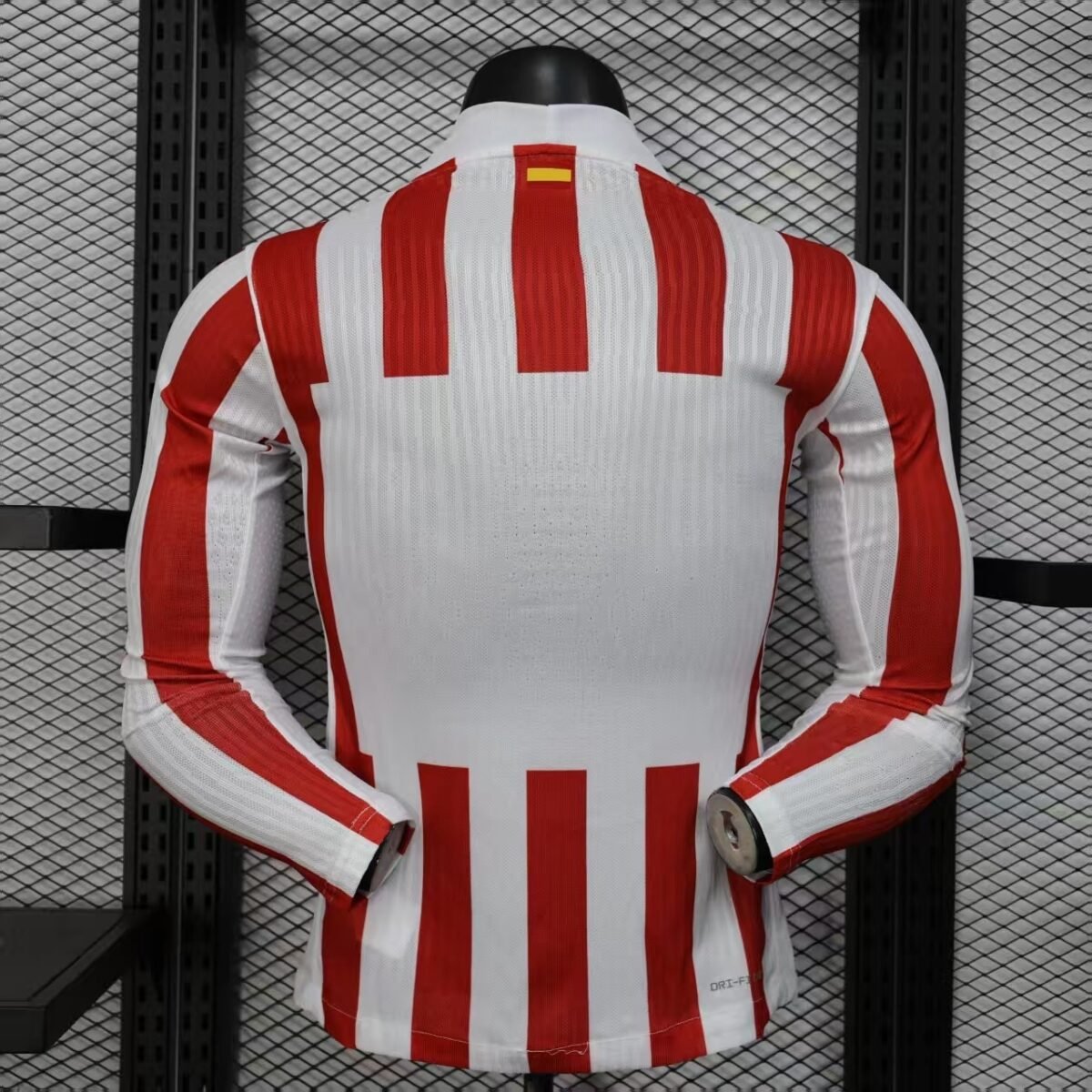 2025/2026 Player Version Long Sleeve Atletico Madrid Home Football Shirt - Image 2