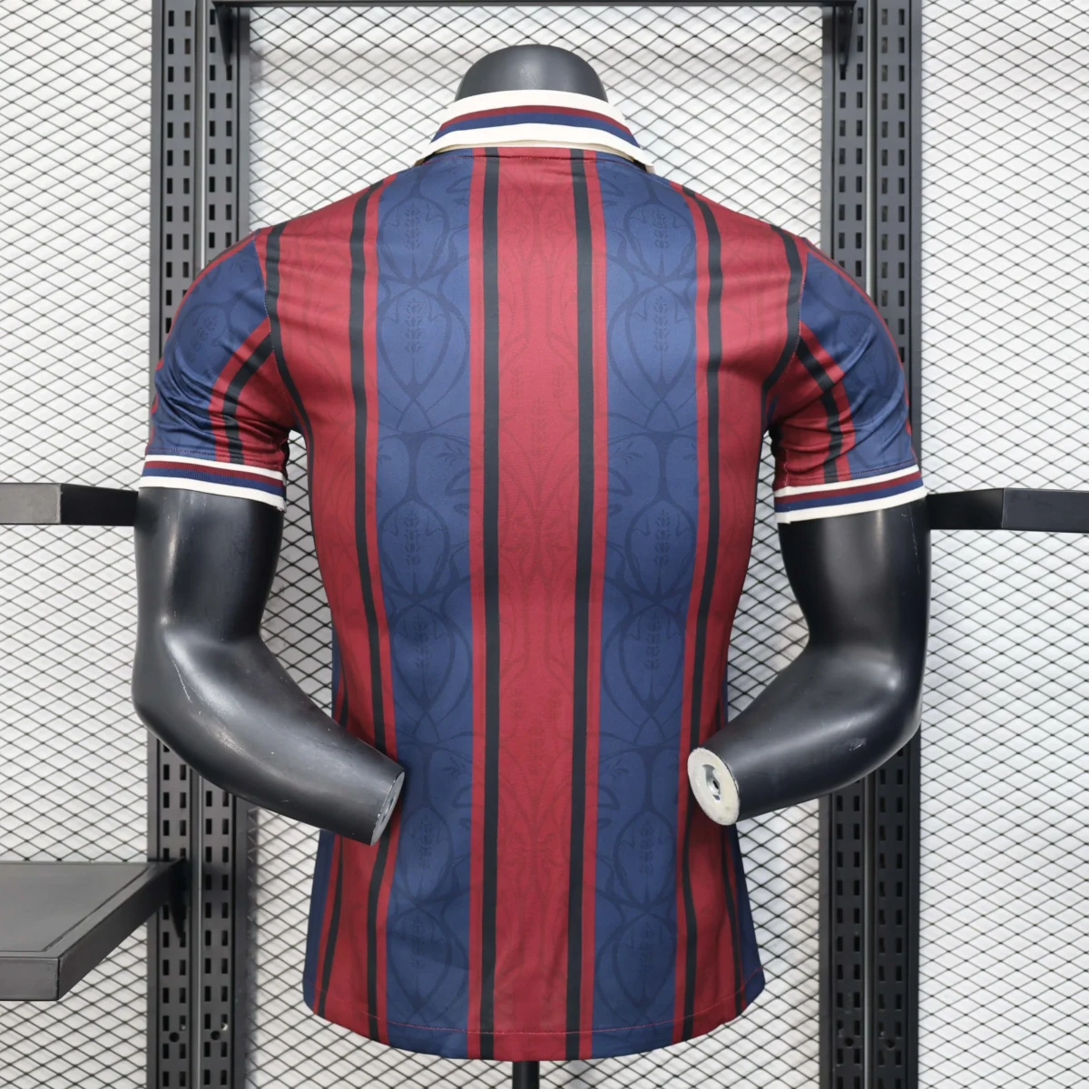 2025/2026 Player Version Barcelona 125th Anniversary Edition Red and blue Football Shirt - Image 2