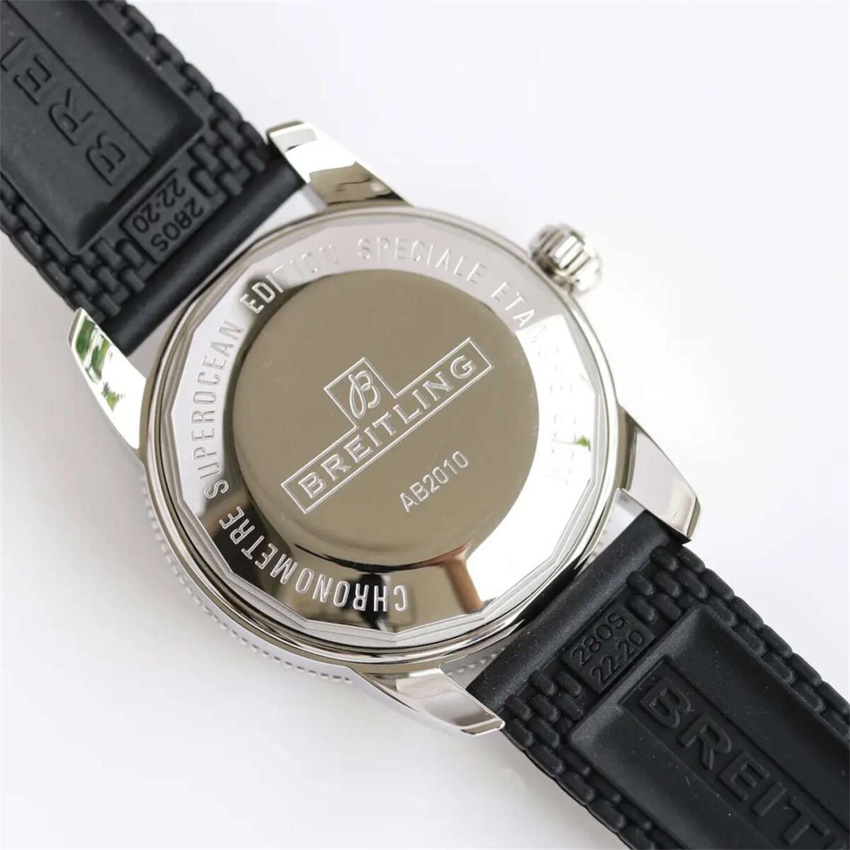 Replica Breitling Superocean Heritage B20 – Premium Dive Watch Reproduction - Image 7