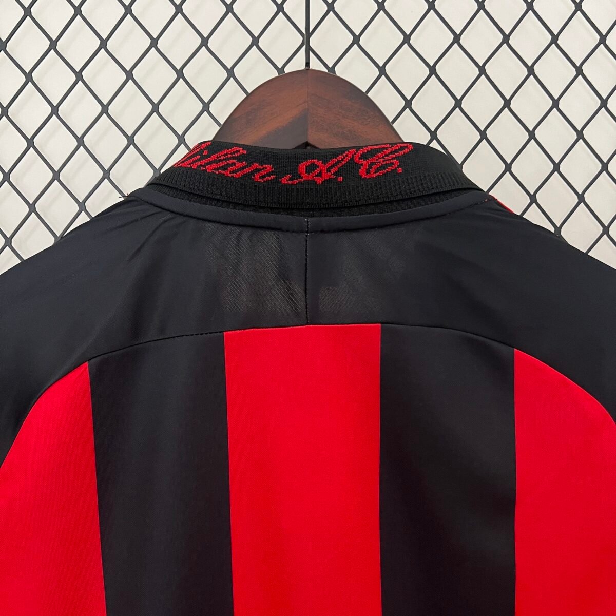 2000/2001 Retro AC Milan Home Football Shirt - Image 9