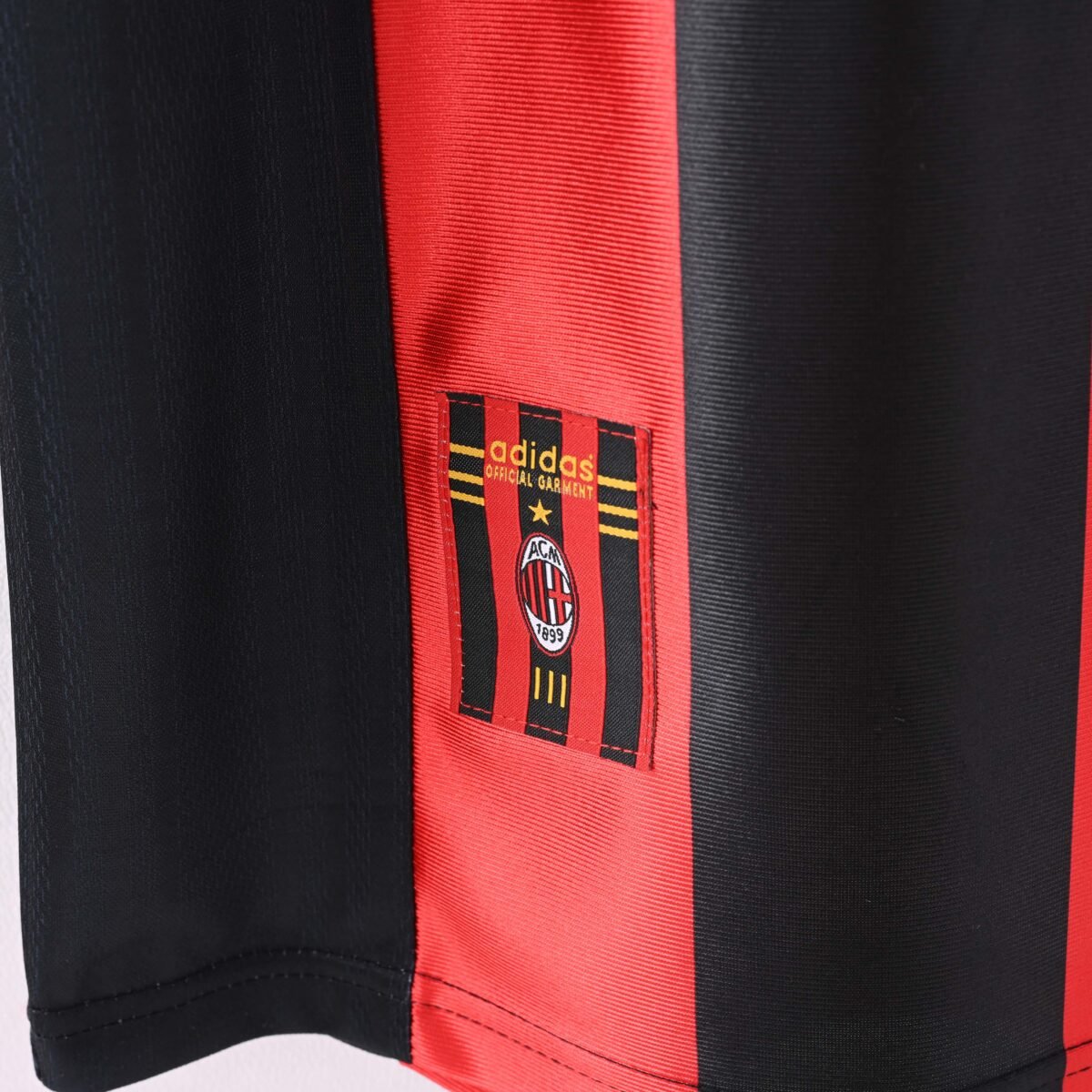 1998/1999 Retro AC Milan Home Football Shirt - Image 8