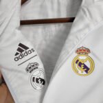 2023/2024 Real Madrid Reversible Windbreaker White - Image 9