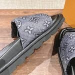Pool Pillow Flat Comfort Slide - Image 8