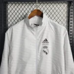 2023/2024 Real Madrid Reversible Windbreaker White - Image 14