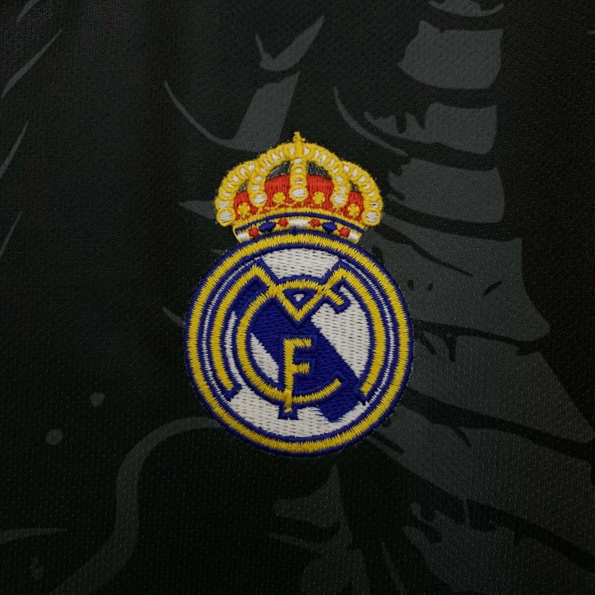 2025/2026 Real Madrid Special Edition Purple Football Shirt - Image 6