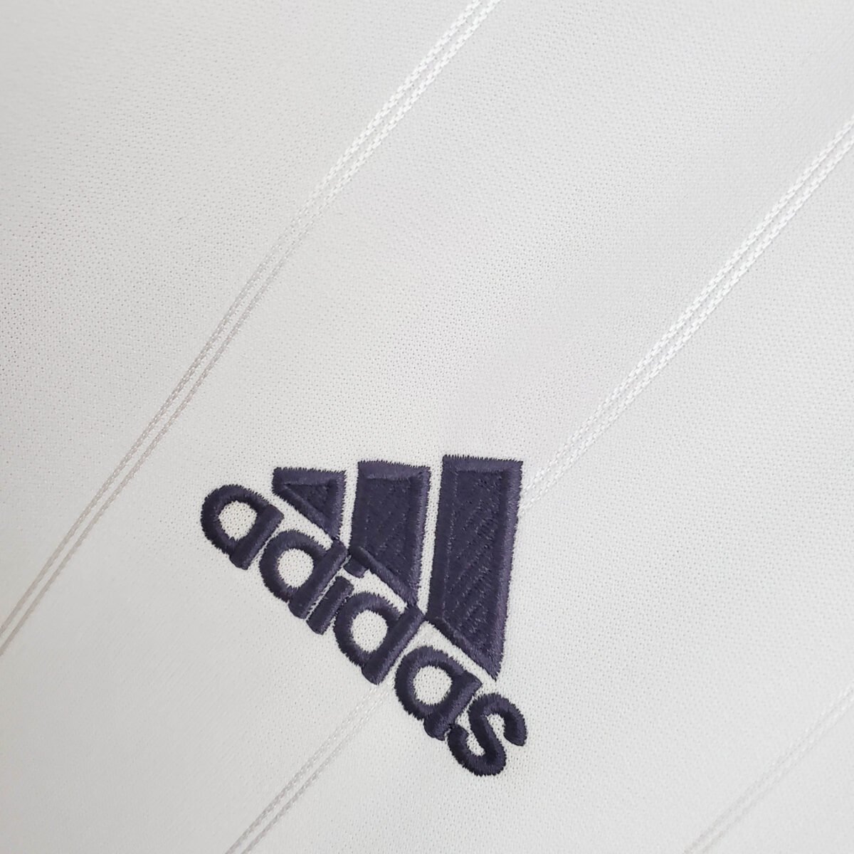 2012/2013 Retro Real Madrid Home - Image 4