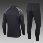 2023/2024 Olympique de Marseille Half-Pull Training Suit Black Football Jersey Set - Image 2