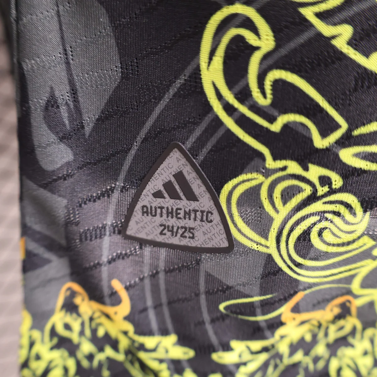 2024/2025 Player Version Real Madrid Special Edition Black and grey Football Shirt - Image 8