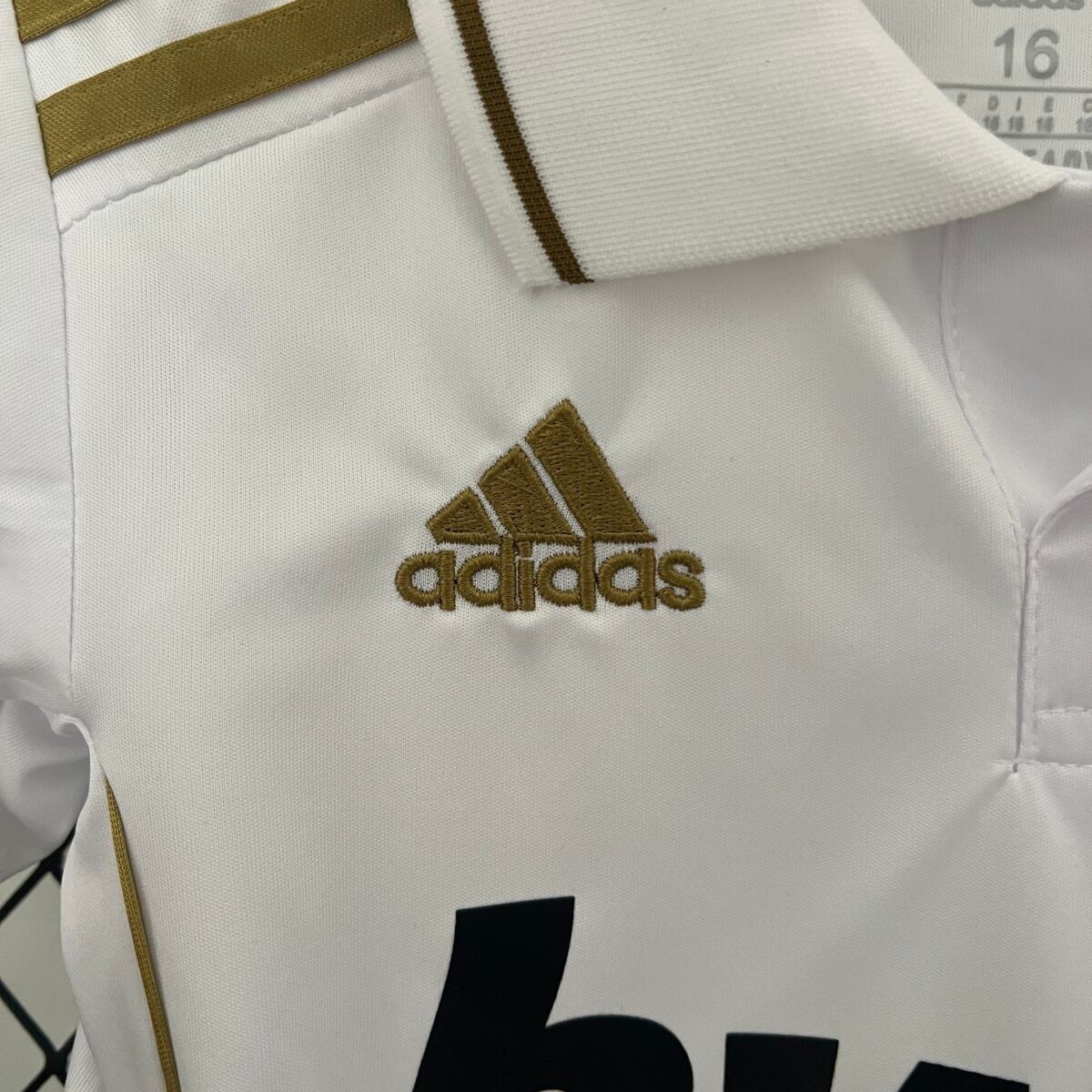 2011/2012 Retro Real Madrid Home Football Shirt Kids Size - Image 12