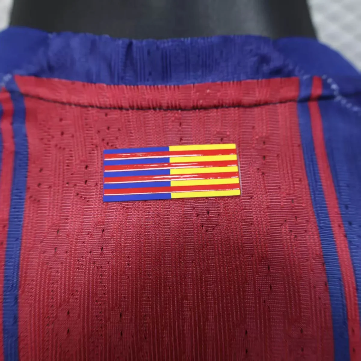 2025/2026 Player Version Long Sleeve Barcelona Home Football Shirt - Image 8