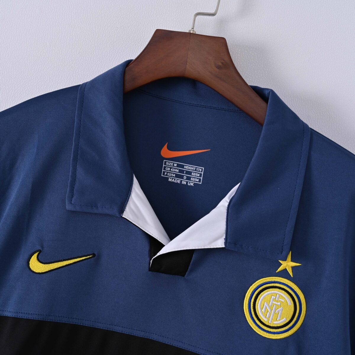 1998/1999 Retro Internazionale Milan Away Football Jersey - Image 5