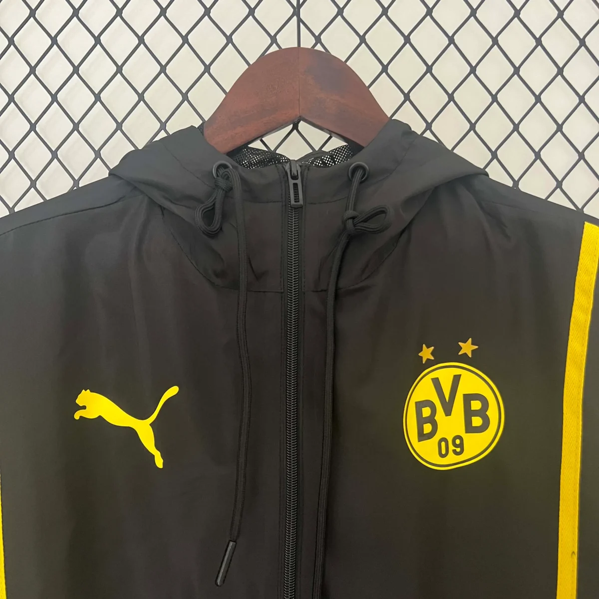 2024/2025 Dortmund Windbreaker Black Football Shirt Set - Image 3