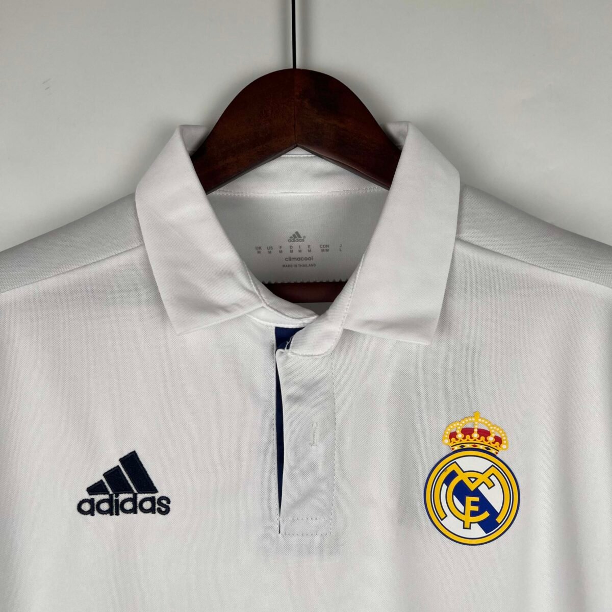 2016/2017 Retro Real Madrid Home Football Shirt - Image 3