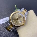 Rolex Datejust 41mm Two-Tone Yellow Gold Champagne Sunburst Dial Fluted Bezel Oyster Bracelet (126333) DD3235 Movement - Image 5
