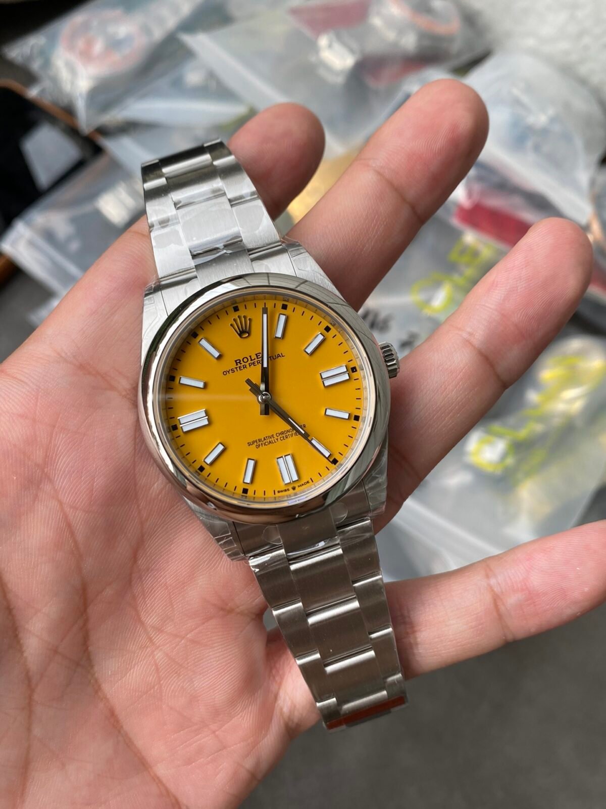 Rolex Oyster Perpetual 41mm Yellow Dial Smooth Bezel Oyster Bracelet(124300) DD3230 Movement - Image 3
