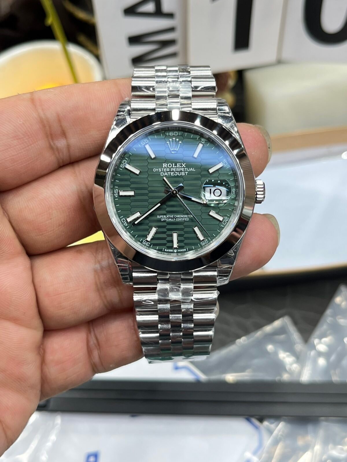 Rolex Datejust 41mm Green Fluted Motif Dial Smooth Bezel Jubilee Bracelet (126300) DD3235 Movement - Image 2