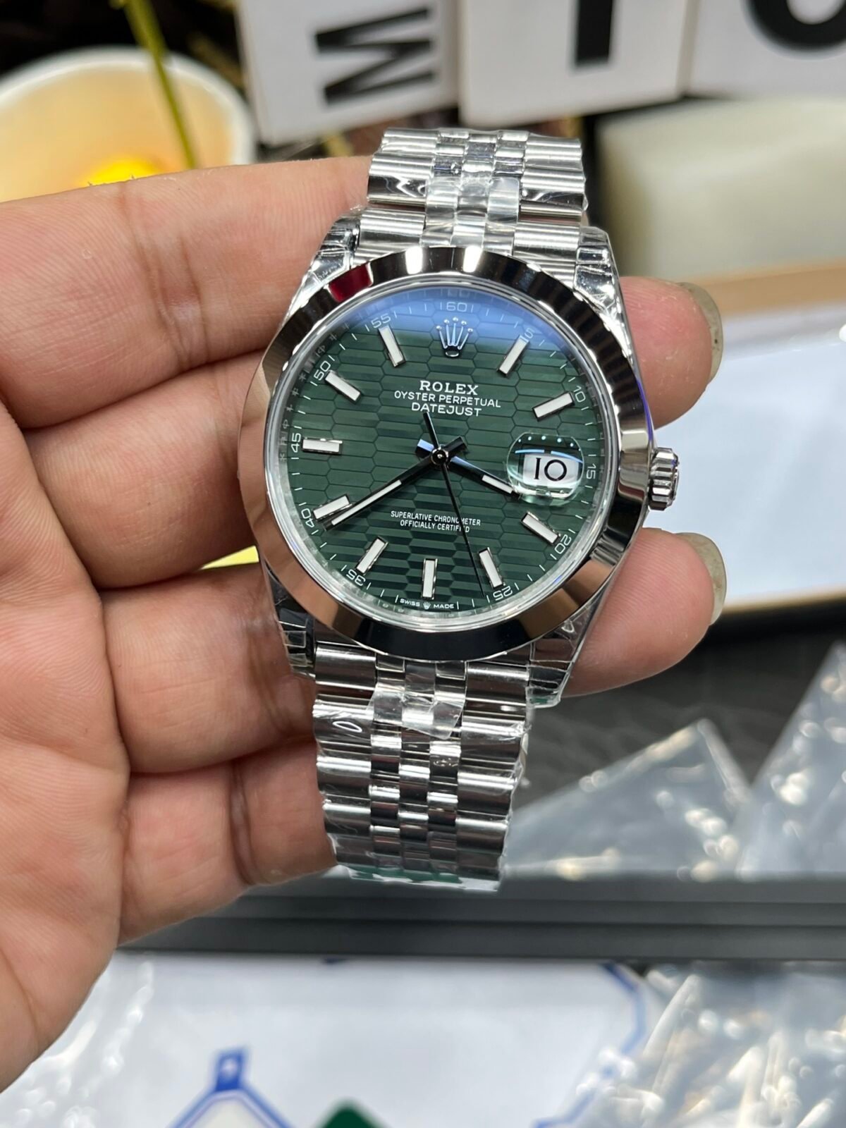Rolex Datejust 41mm Green Fluted Motif Dial Smooth Bezel Jubilee Bracelet (126300) DD3235 Movement - Image 3