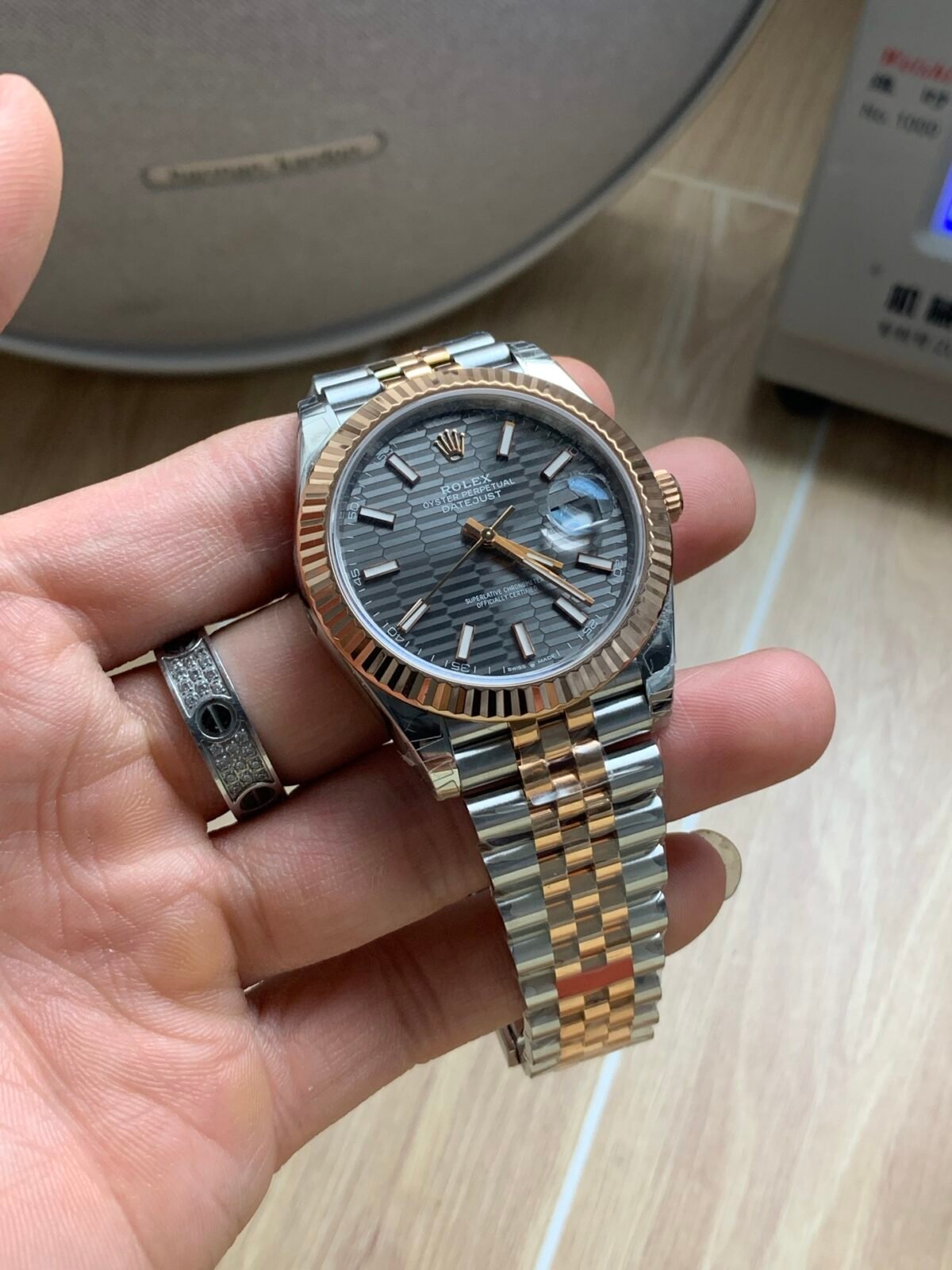 Rolex Datejust 41mm Two-Tone Rose Gold Slate Grey Fluted Motif Dial Jubilee Bracelet (126331) DD3235 Movement - Image 4