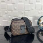 LOUIS VUITTON S LOCK MESSENGER MONOGRAM MACASSAR – LVB046 - Image 2