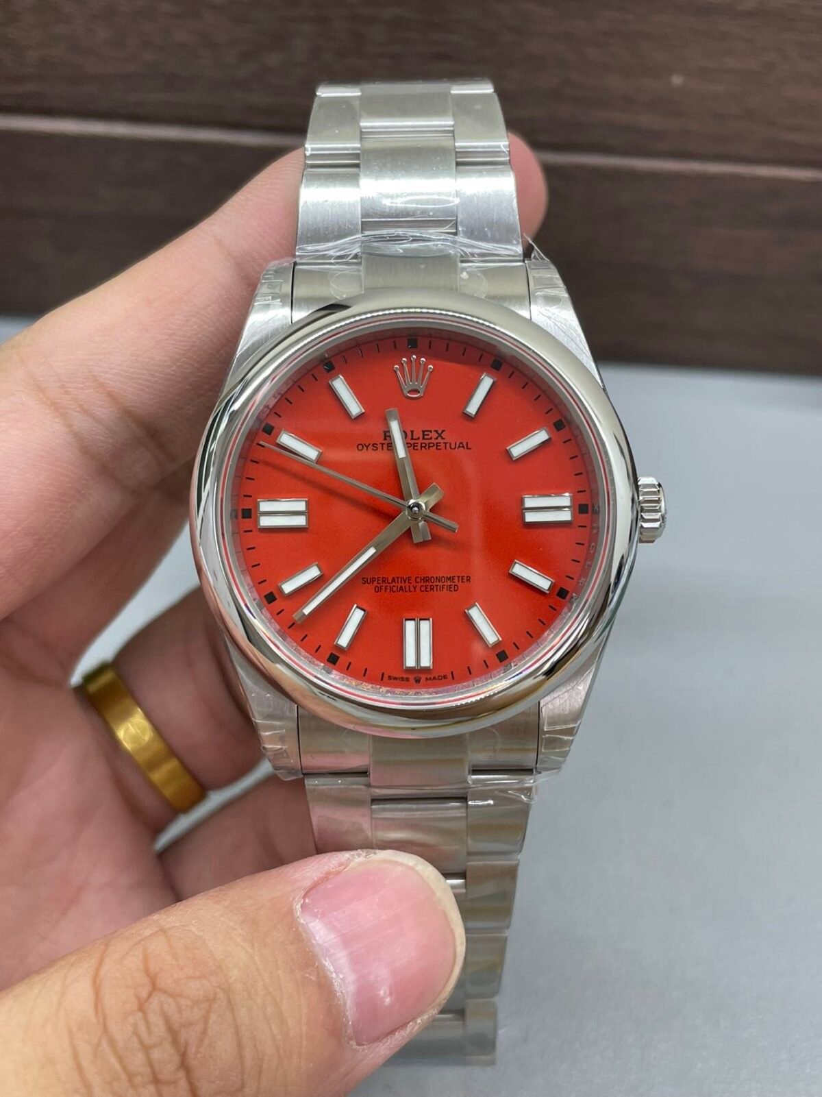 Rolex Oyster Perpetual 41mm Coral Red Dial Smooth Bezel Oyster Bracelet (124300) DD3230 Movement - Image 2