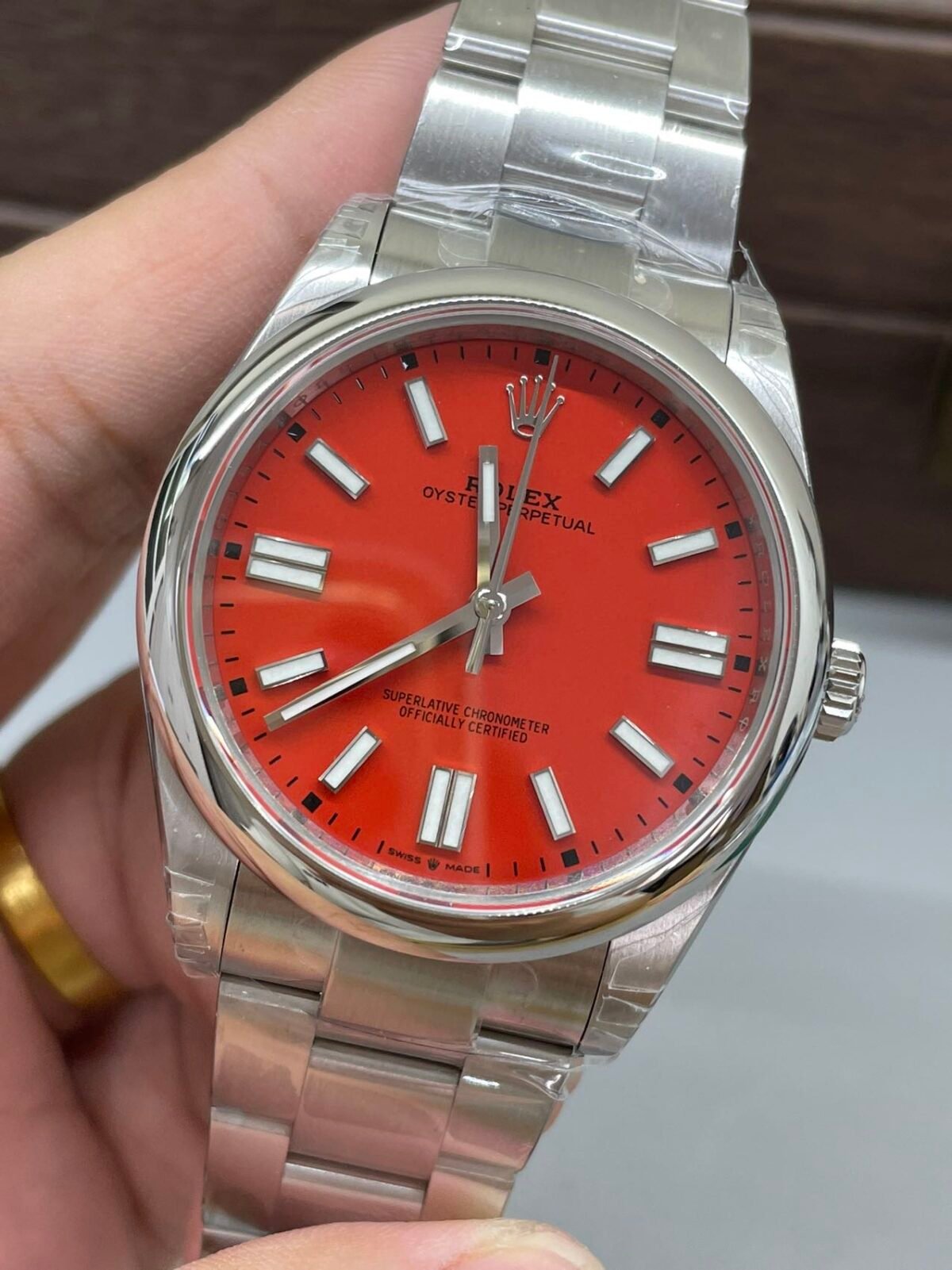 Rolex Oyster Perpetual 41mm Coral Red Dial Smooth Bezel Oyster Bracelet (124300) DD3230 Movement - Image 4