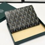 G*ya*d Passport Holder - Image 7