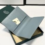 G*ya*d Passport Holder - Image 9
