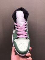 Jordan 1 Mid SE ‘Dutch Green’ (W) - Image 3